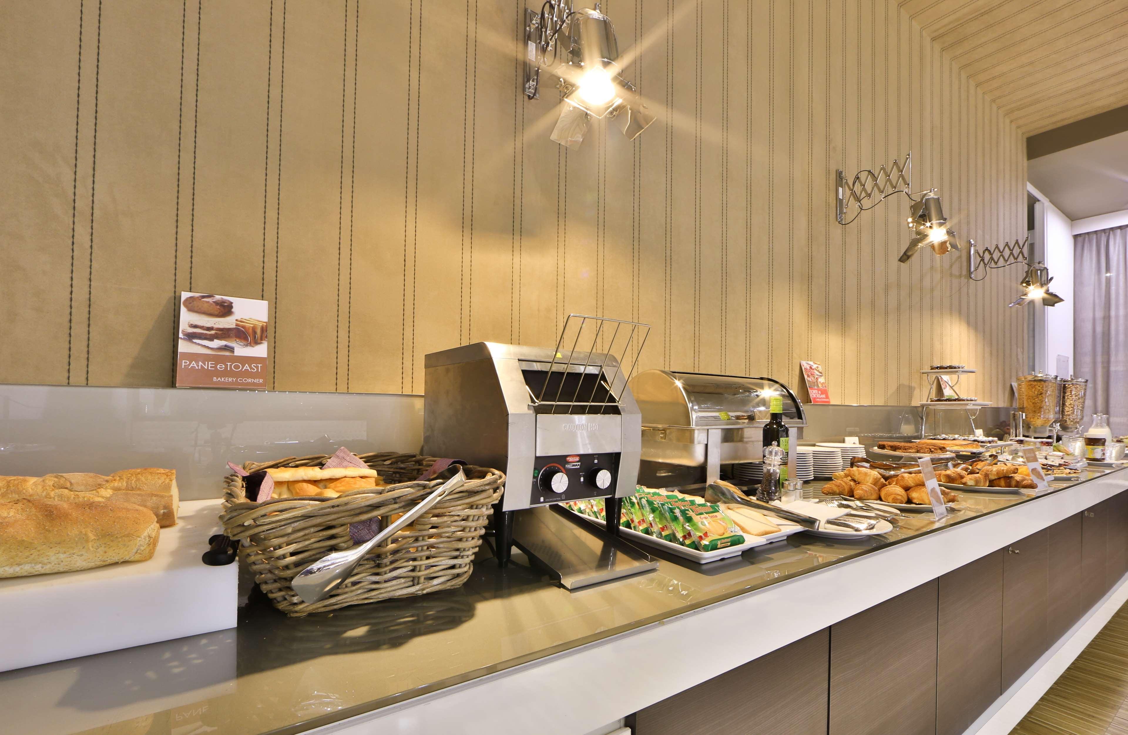 Best Western Premier Chc Airport Genova Esterno foto