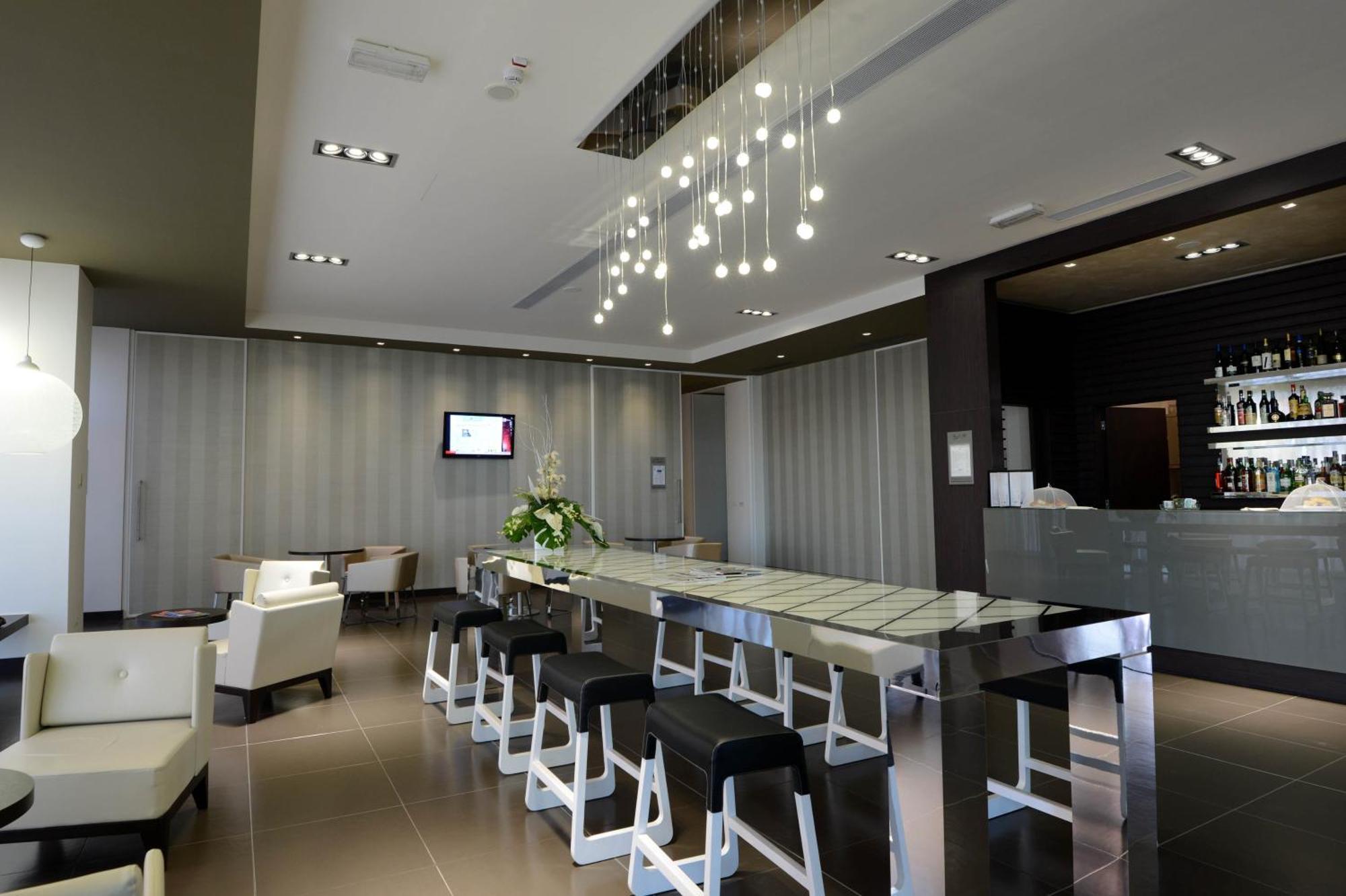 Best Western Premier Chc Airport Genova Esterno foto